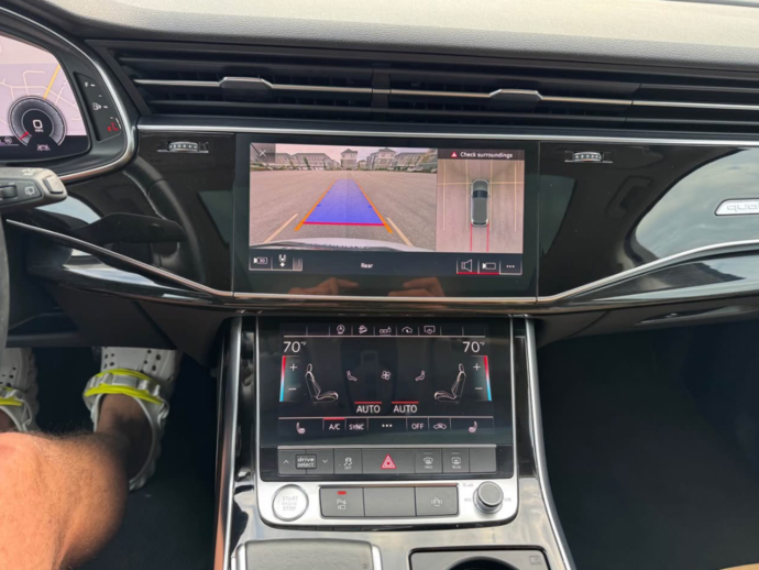 2020 Audi Q7  55 TFSI Premium Plus Sport Utility 4D